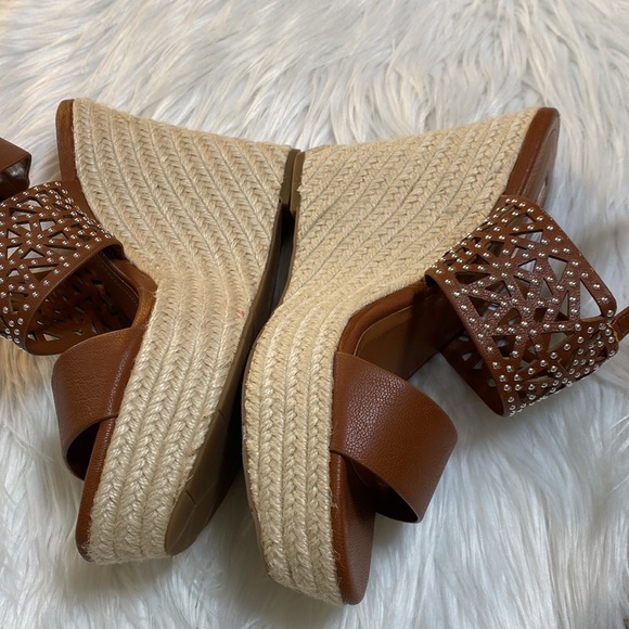 Platform wedge - Picture 4 of 6